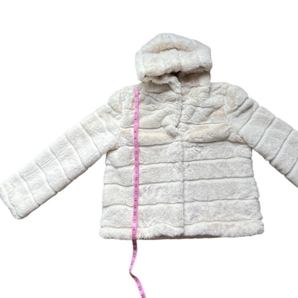 Em Creme fur coat size medium - Picture 9 of 9